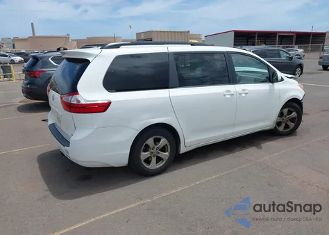 2017 Toyota Sienna Le 7 Passenger из США, поврежденный, VIN 5TDKZ3DCXHS896739